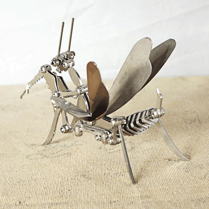 Foldable Metal Mantis Model Ornaments