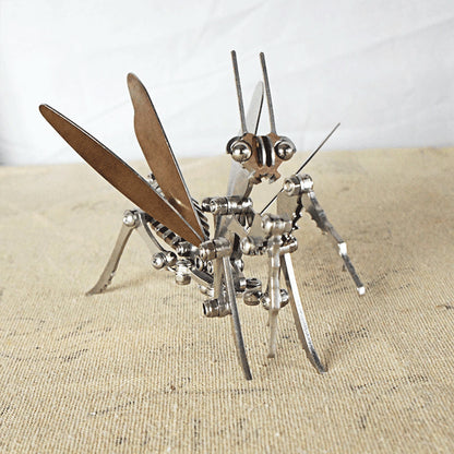 Foldable Metal Mantis Model Ornaments